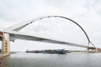 Stadsbrug De Oversteek in Nijmegen