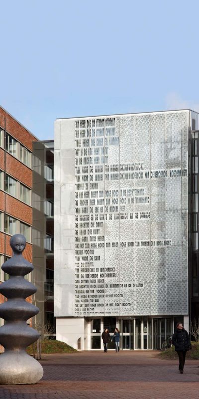 Façade poétique à Louvain